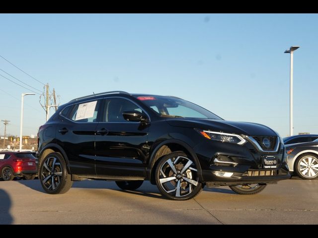 2022 Nissan Rogue Sport SL