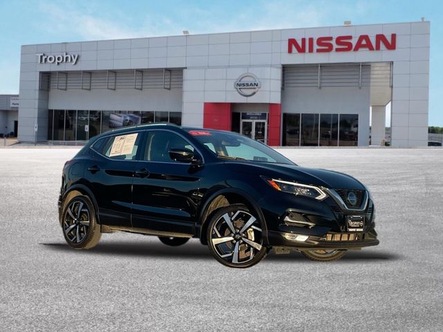 2022 Nissan Rogue Sport SL