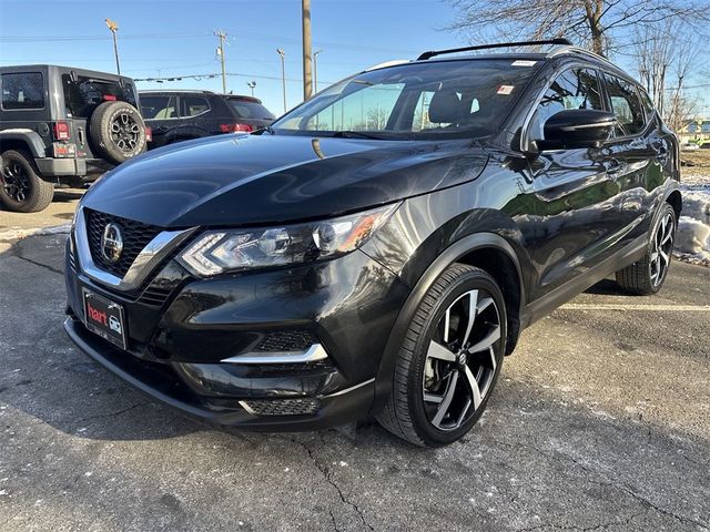 2022 Nissan Rogue Sport SL