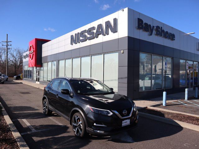 2022 Nissan Rogue Sport SL