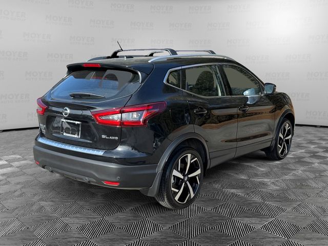 2022 Nissan Rogue Sport SL