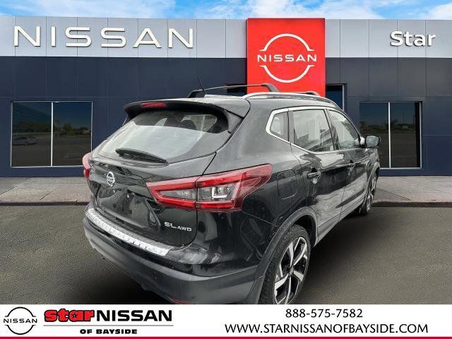 2022 Nissan Rogue Sport SL