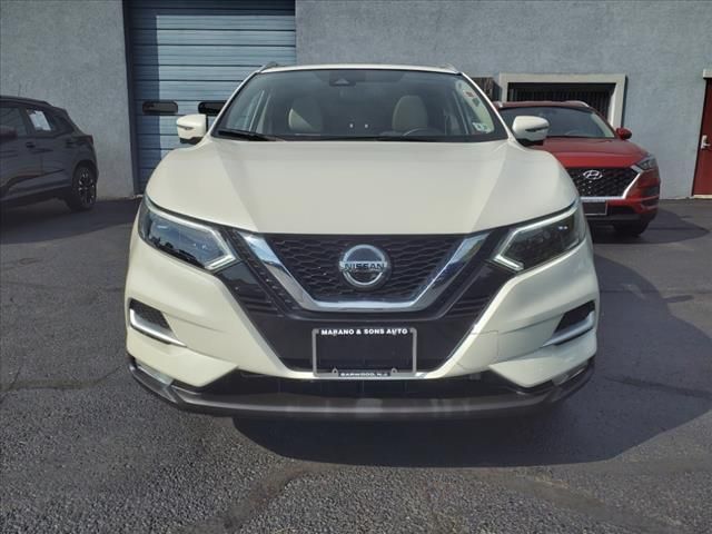 2022 Nissan Rogue Sport SL