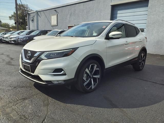 2022 Nissan Rogue Sport SL