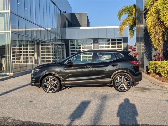 2022 Nissan Rogue Sport SL