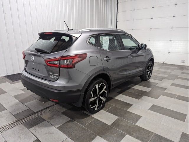 2022 Nissan Rogue Sport SL