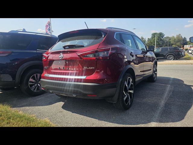 2022 Nissan Rogue Sport SL