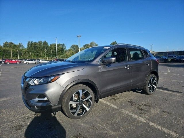 2022 Nissan Rogue Sport SL