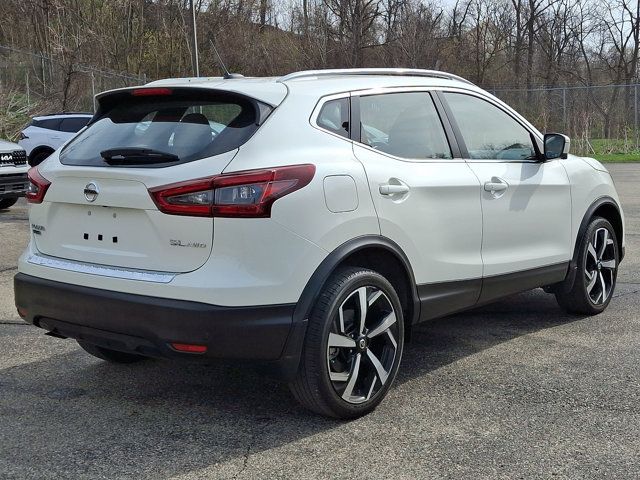 2022 Nissan Rogue Sport SL