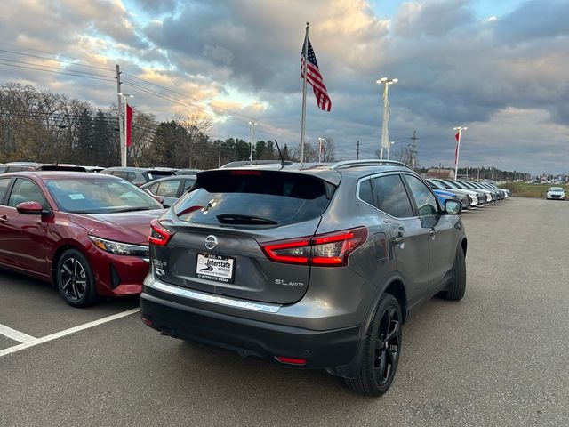 2022 Nissan Rogue Sport SL