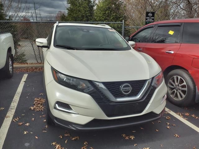 2022 Nissan Rogue Sport SL