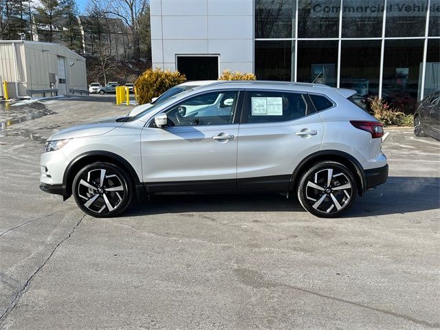 2022 Nissan Rogue Sport SL