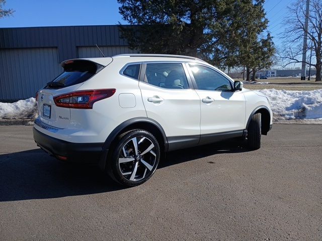 2022 Nissan Rogue Sport SL