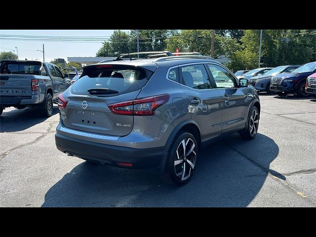 2022 Nissan Rogue Sport SL