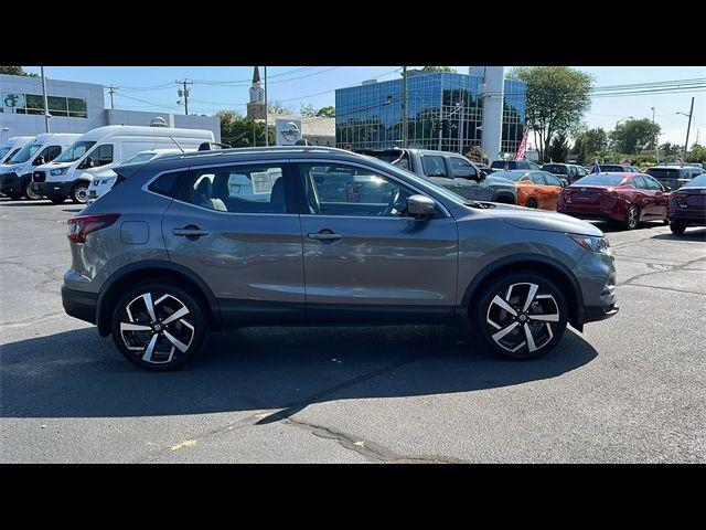 2022 Nissan Rogue Sport SL