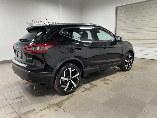 2022 Nissan Rogue Sport SL