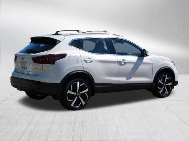 2022 Nissan Rogue Sport SL