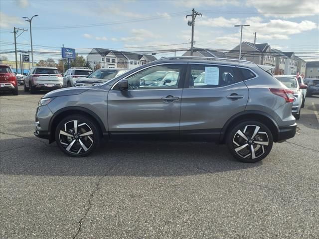 2022 Nissan Rogue Sport SL