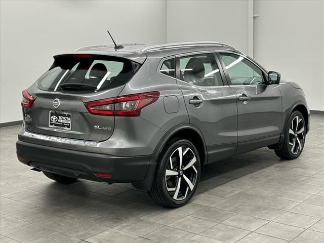 2022 Nissan Rogue Sport SL