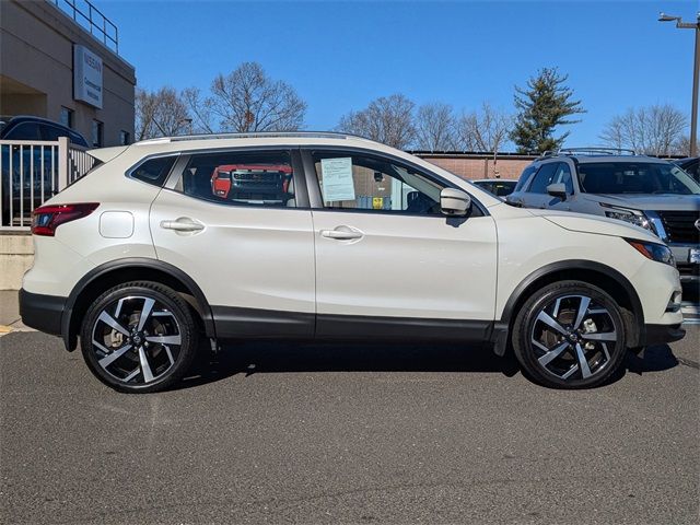 2022 Nissan Rogue Sport SL