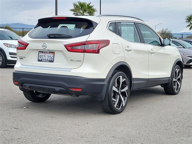 2022 Nissan Rogue Sport SL