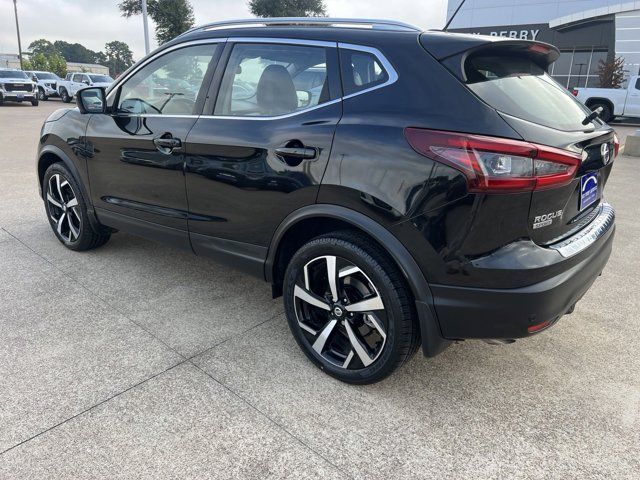 2022 Nissan Rogue Sport SL