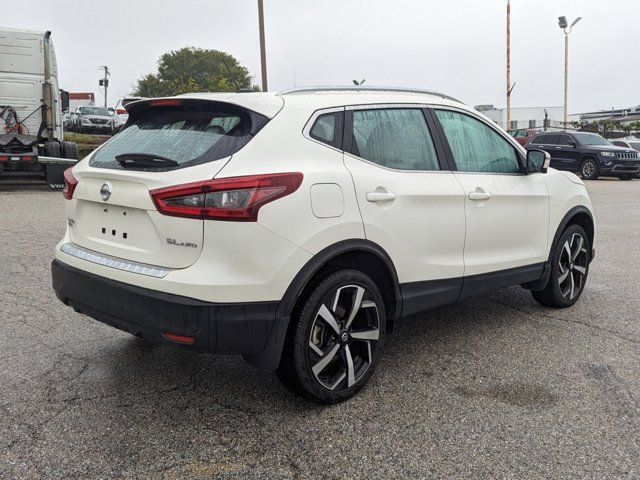 2022 Nissan Rogue Sport SL