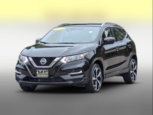 2022 Nissan Rogue Sport SL