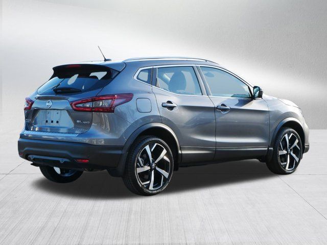 2022 Nissan Rogue Sport SL