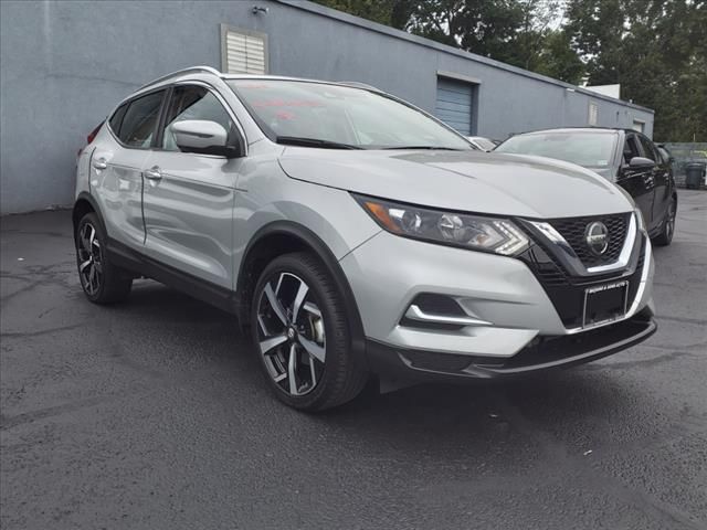 2022 Nissan Rogue Sport SL