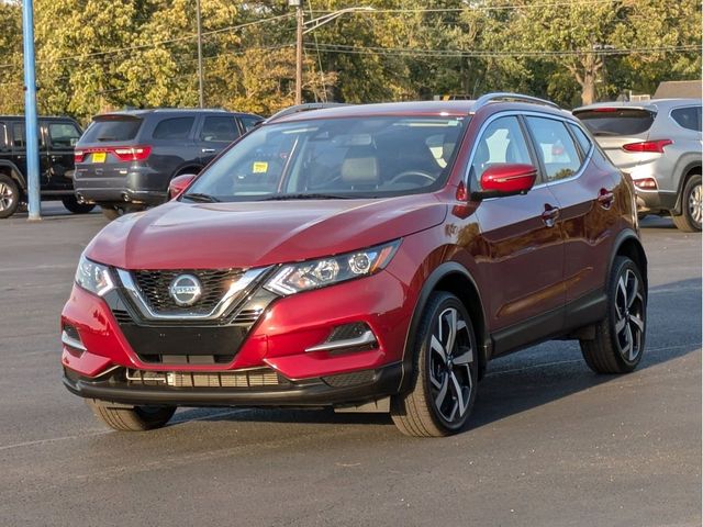 2022 Nissan Rogue Sport SL