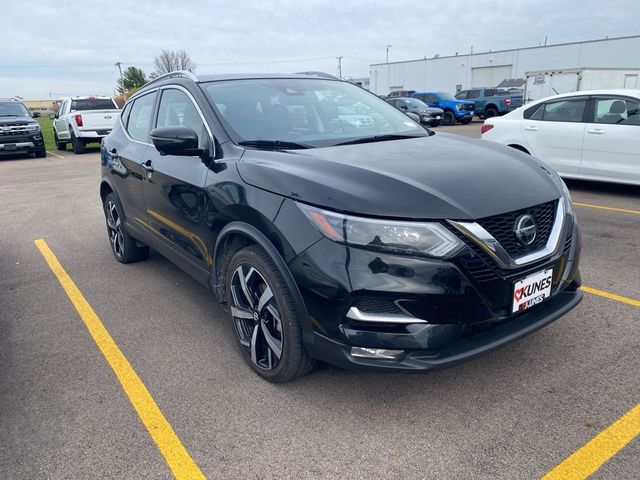 2022 Nissan Rogue Sport SL