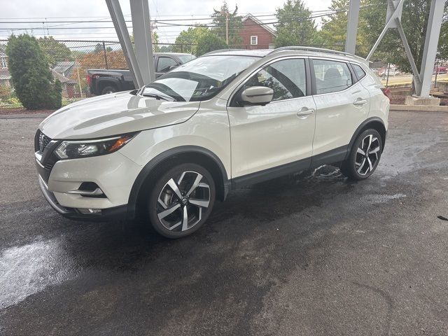 2022 Nissan Rogue Sport SL