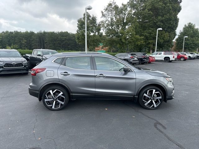 2022 Nissan Rogue Sport SL