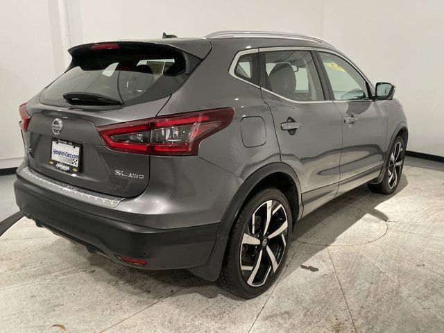 2022 Nissan Rogue Sport SL