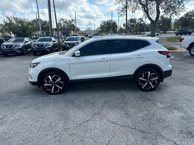 2022 Nissan Rogue Sport SL