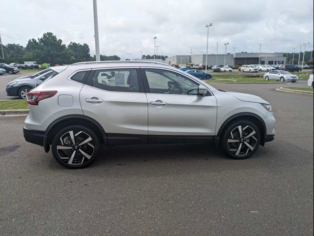 2022 Nissan Rogue Sport SL