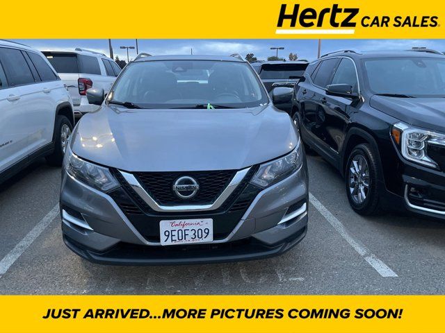 2022 Nissan Rogue Sport SL