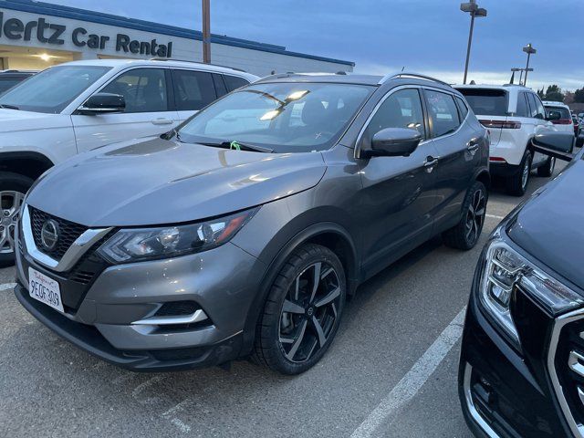 2022 Nissan Rogue Sport SL