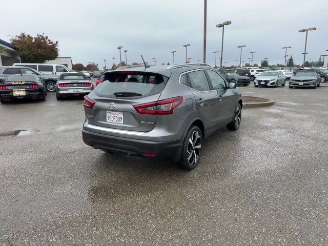 2022 Nissan Rogue Sport SL