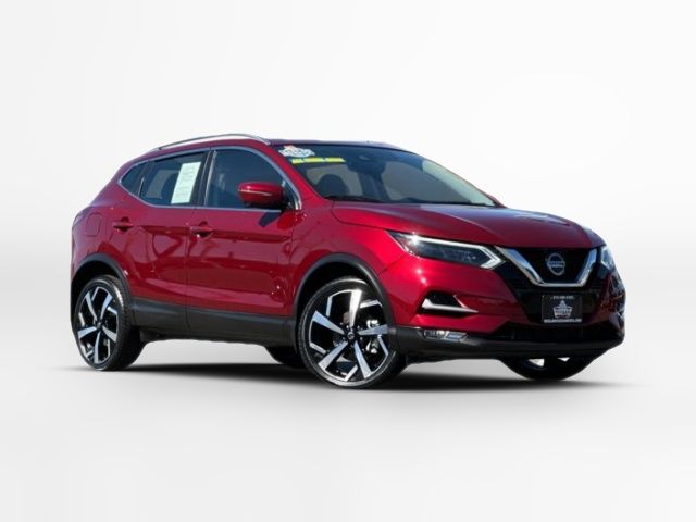 2022 Nissan Rogue Sport SL