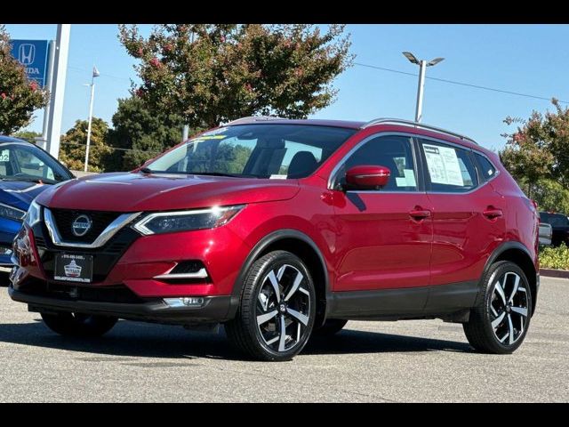 2022 Nissan Rogue Sport SL