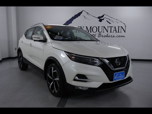 2022 Nissan Rogue Sport SL