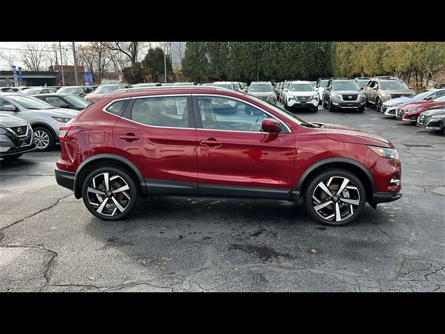 2022 Nissan Rogue Sport SL