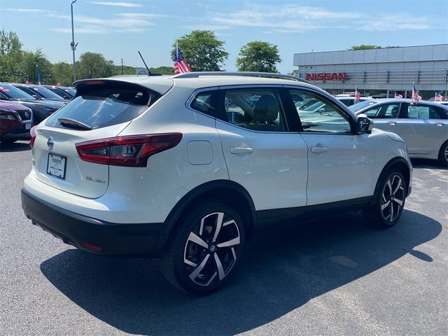 2022 Nissan Rogue Sport SL