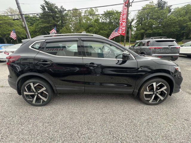 2022 Nissan Rogue Sport SL