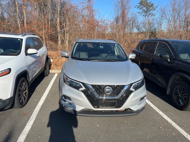 2022 Nissan Rogue Sport SL