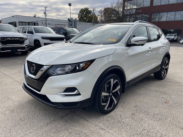 2022 Nissan Rogue Sport SL