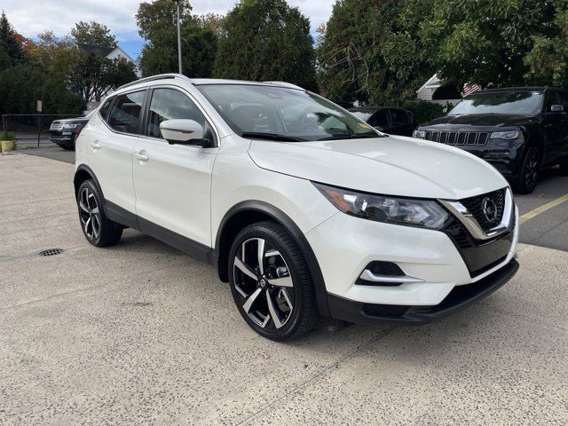 2022 Nissan Rogue Sport SL