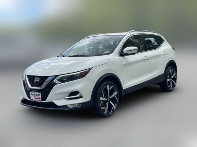 2022 Nissan Rogue Sport SL